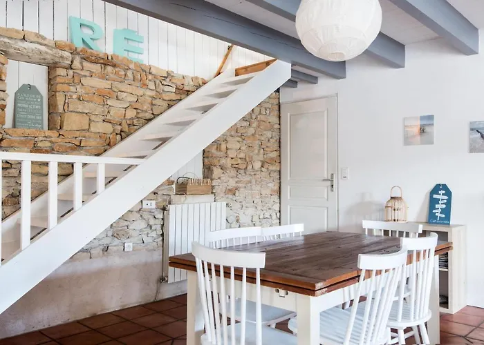 Tethys Avec Piscine Et Proche De La Villa